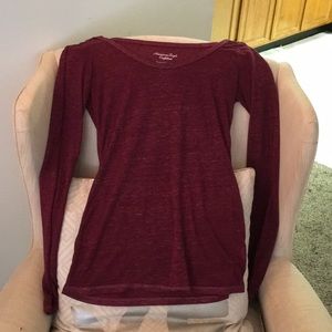 American Eagle light long sleeve shirt